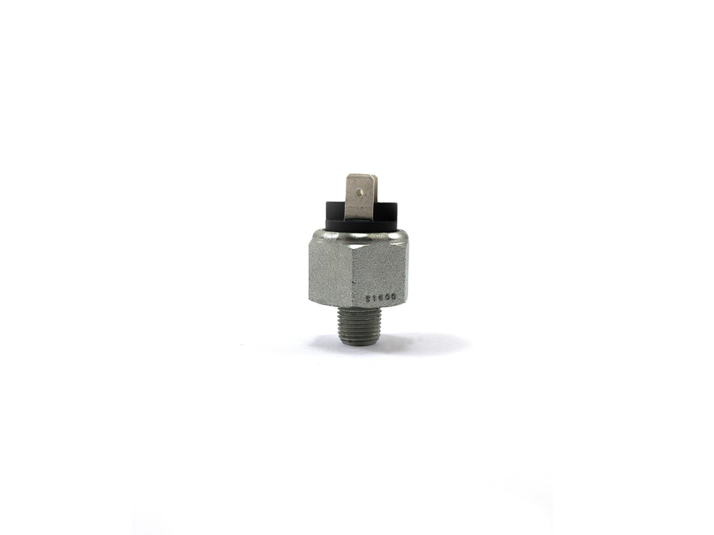 BRAKE LIGHT SWITCH 1/8NPTF